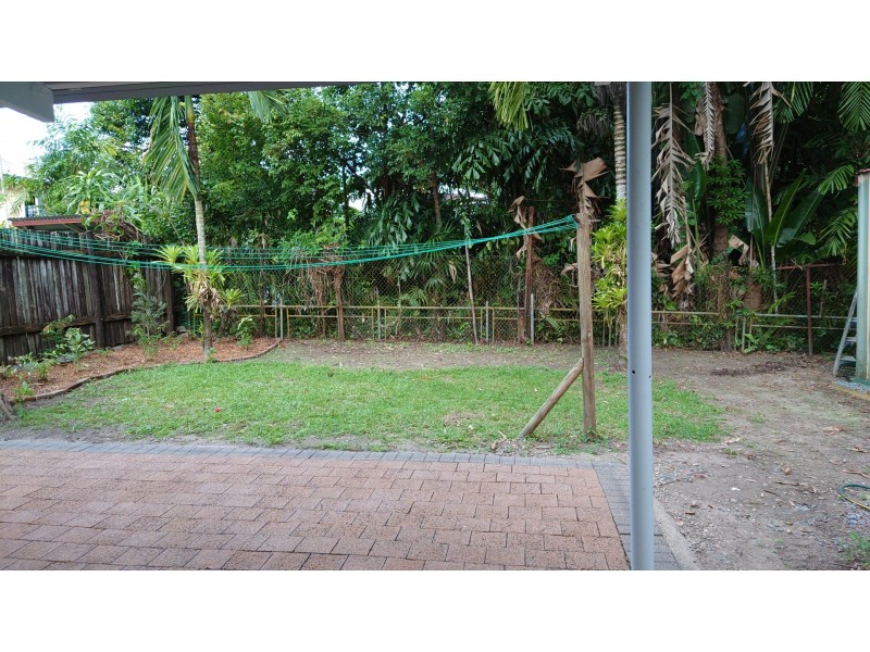 21 John Street, Cairns North QLD 4870