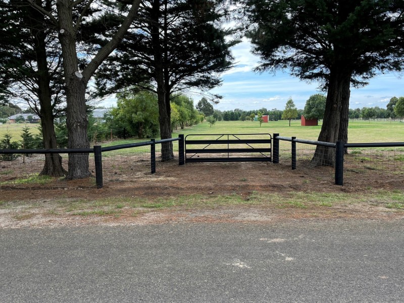 56 Captain Pearson Drive, Mickleham VIC 3064