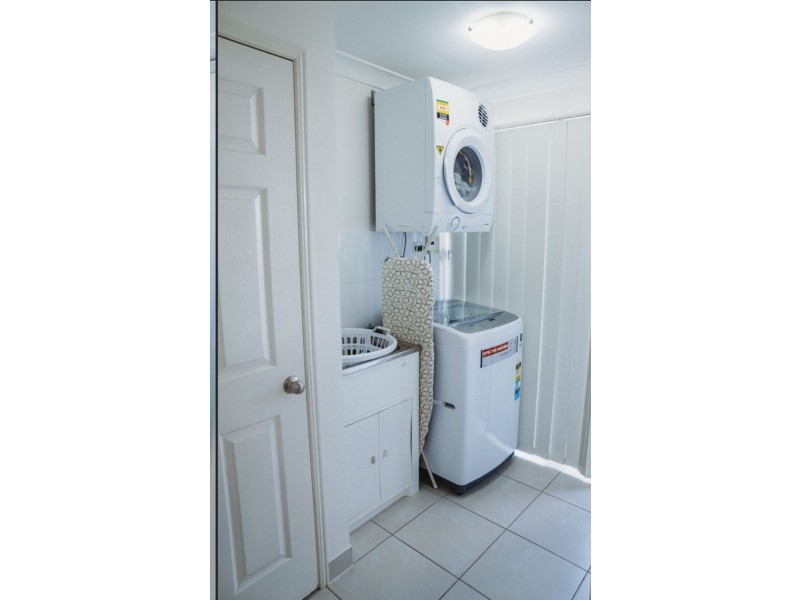 25 Emery Street, Gracemere QLD 4702