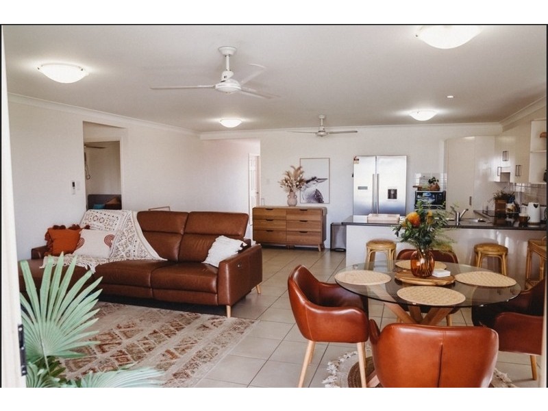 25 Emery Street, Gracemere QLD 4702