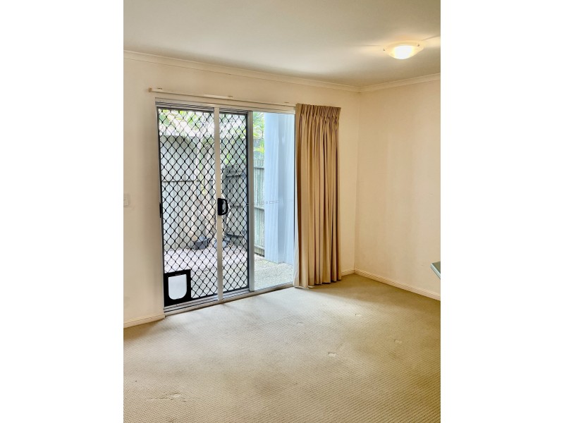 14 Koel Gardens/18 Lake Weyba Drive, Noosaville QLD 4566