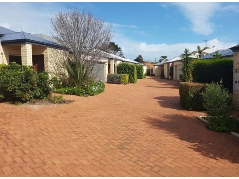 1/26 Earlsferry Green, Kinross WA 6028