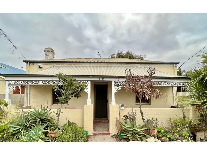 110 Carlisle street, Glanville SA 5015