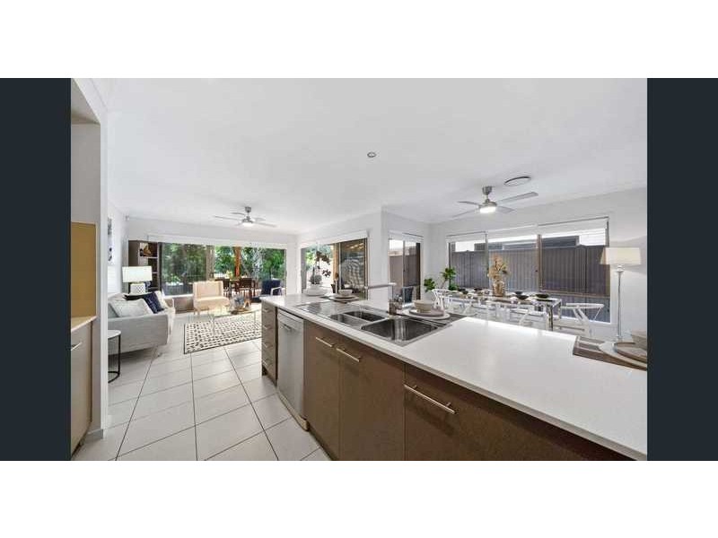 20 Frederick Street, Wellington Point QLD 4160