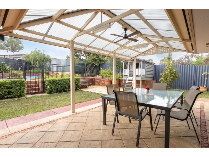 8 Diemen Court, Heathridge WA 6027