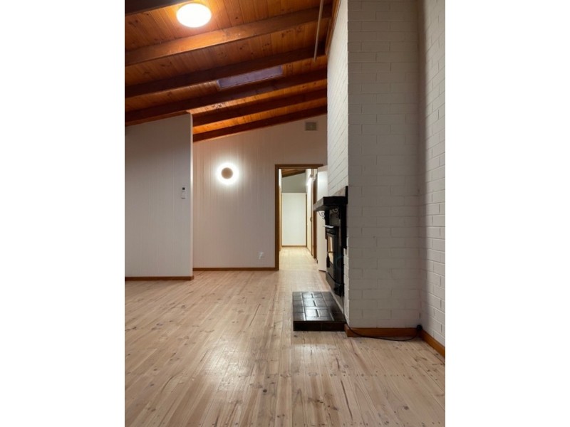 1B Lusatia Park Rd, Woori Yallock VIC 3139