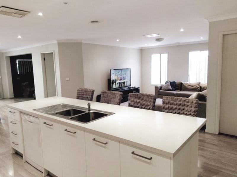 103 Blackdog Drive, Brookfield VIC 3338