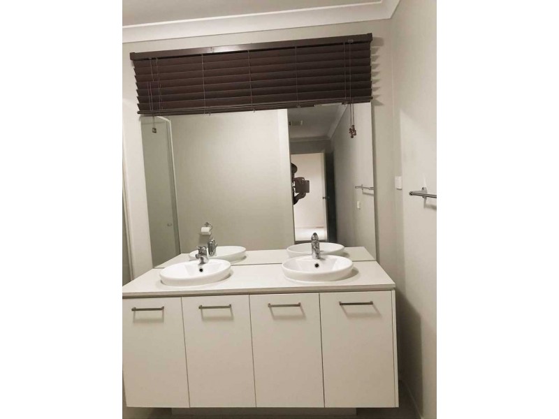 103 Blackdog Drive, Brookfield VIC 3338