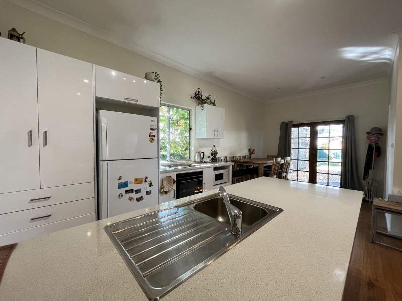 27 Tabrett Street, West Kempsey NSW 2440