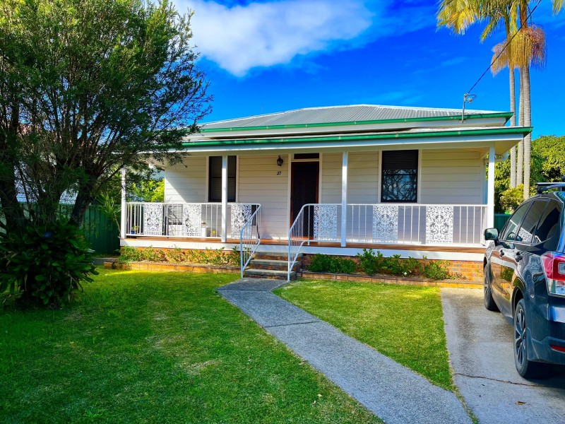 27 Tabrett Street, West Kempsey NSW 2440