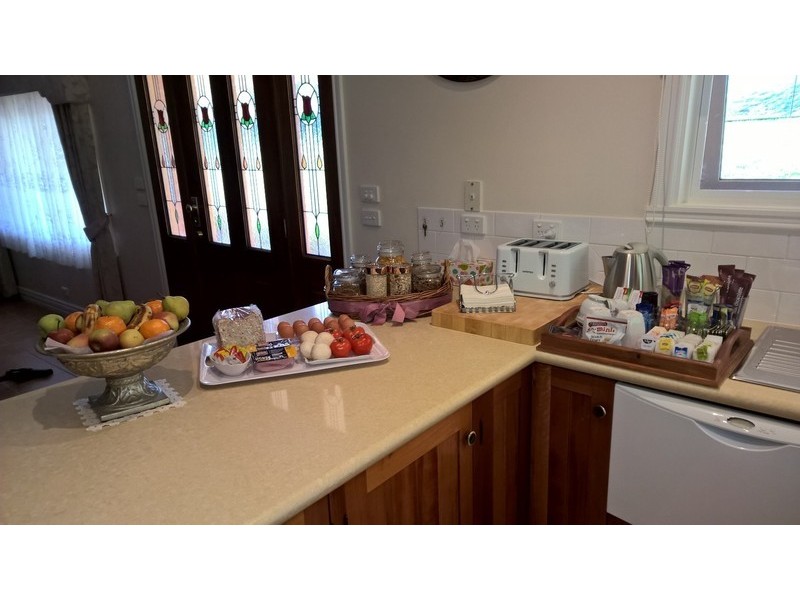 1/77 Leslie Road, Gisborne VIC 3437