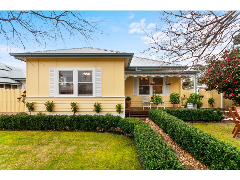 39 Myer Street, Lakes Entrance VIC 3909