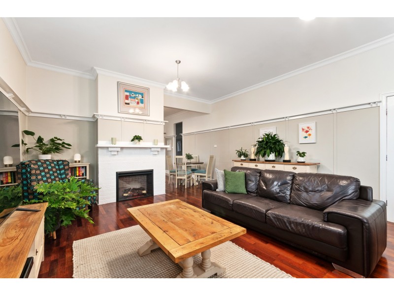 39 Myer Street, Lakes Entrance VIC 3909