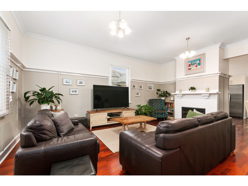 39 Myer Street, Lakes Entrance VIC 3909