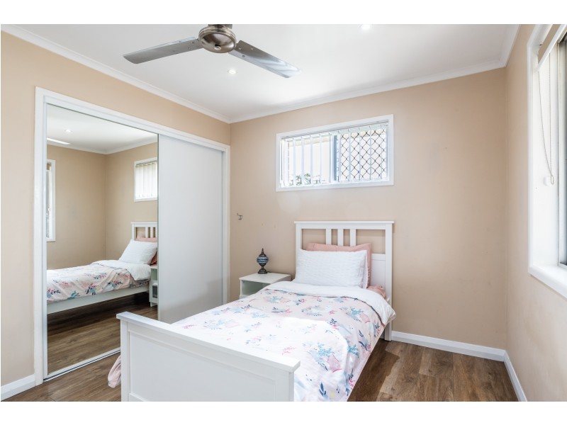 15 Kolora Crescent, Ferny Hills QLD 4055