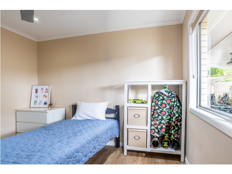 15 Kolora Crescent, Ferny Hills QLD 4055
