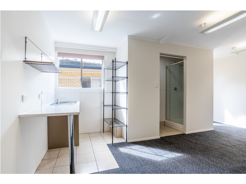 15 Kolora Crescent, Ferny Hills QLD 4055