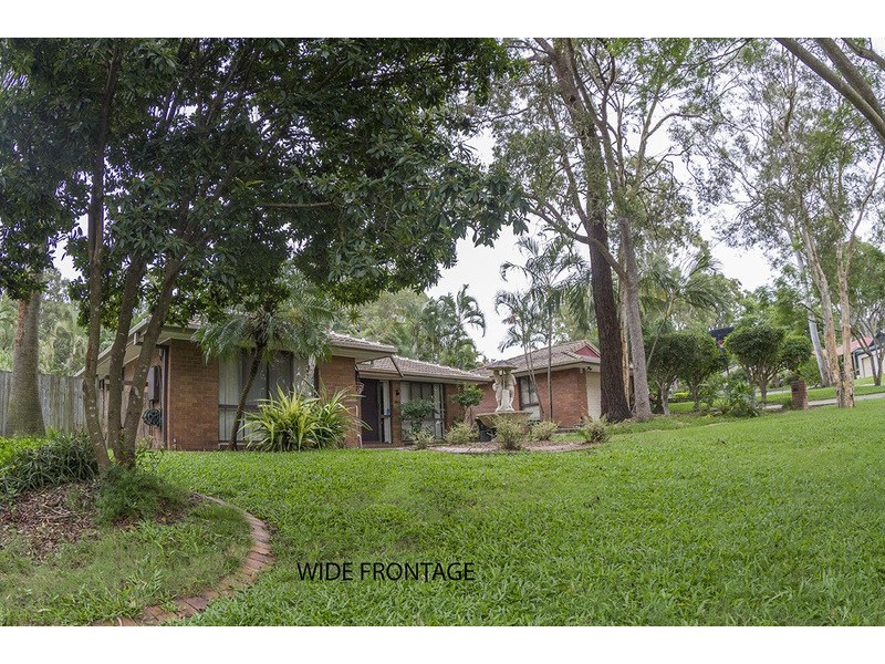 27 SPRINGFIELD PLACE, Forest Lake QLD 4078