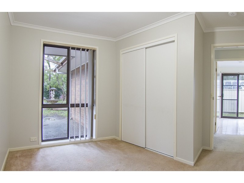 27 SPRINGFIELD PLACE, Forest Lake QLD 4078