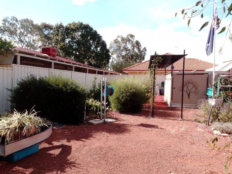 1 Longo Avenue, Pinjarra WA 6208