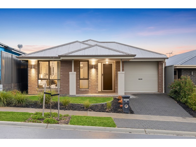 25 Rosewater Circuit, Mount Barker SA 5251