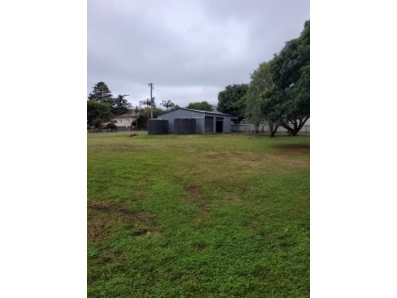 18 wood street, Mount Chalmers QLD 4702