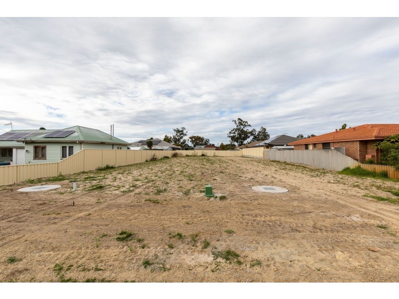 62A Lacey Street, Beckenham WA 6107