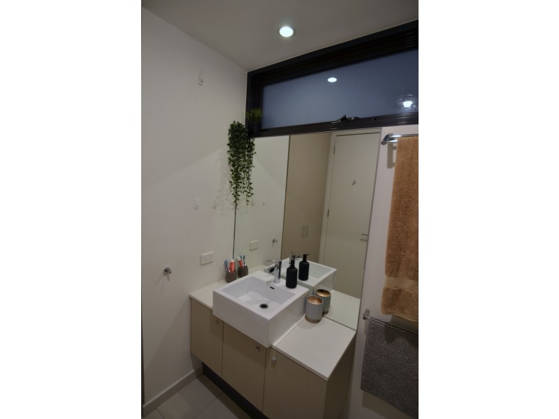 9/352 Victoria Street, North Melbourne VIC 3051