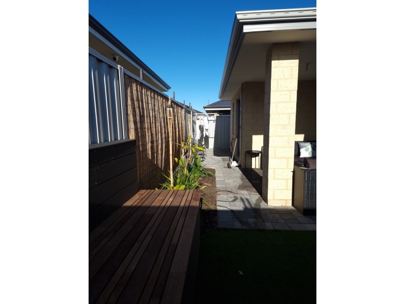 68 Novelli prd, Piara Waters WA 6112