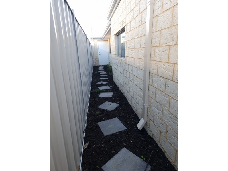 68 Novelli prd, Piara Waters WA 6112