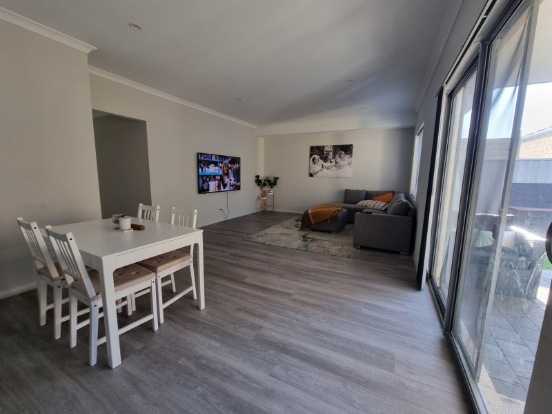 68 Novelli prd, Piara Waters WA 6112