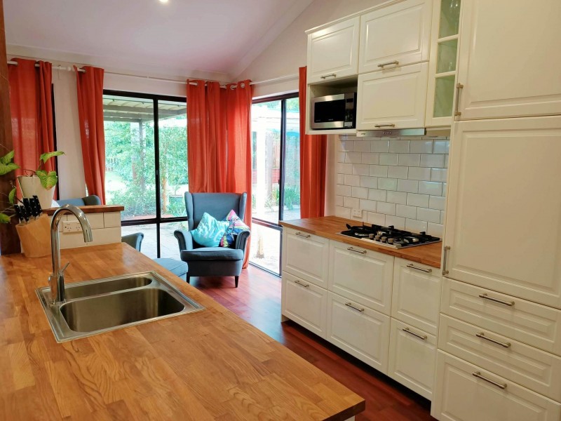 70 Balfour st, Huntingdale WA 6110