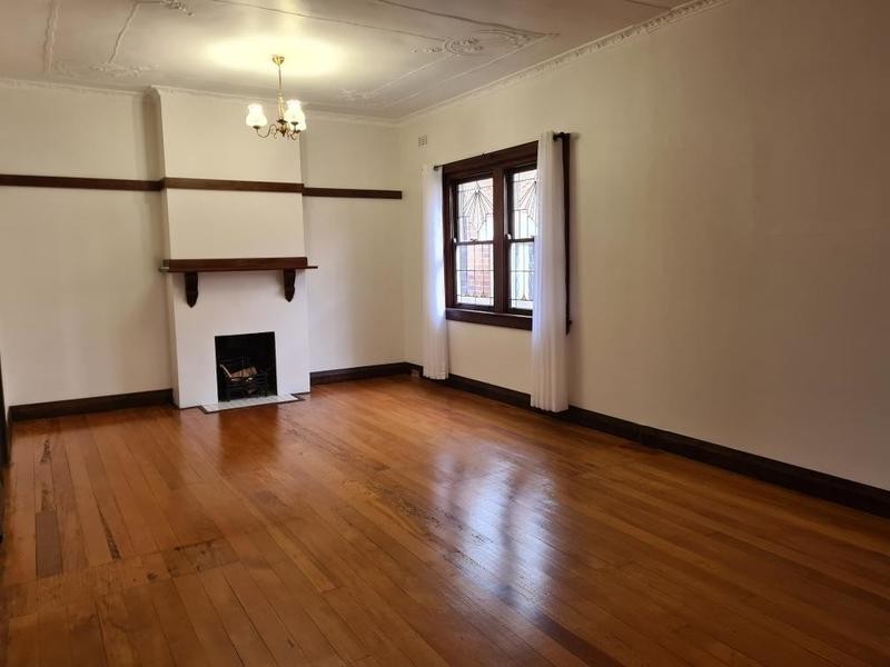 64 PACIFIC AVENUE, Penshurst NSW 2222