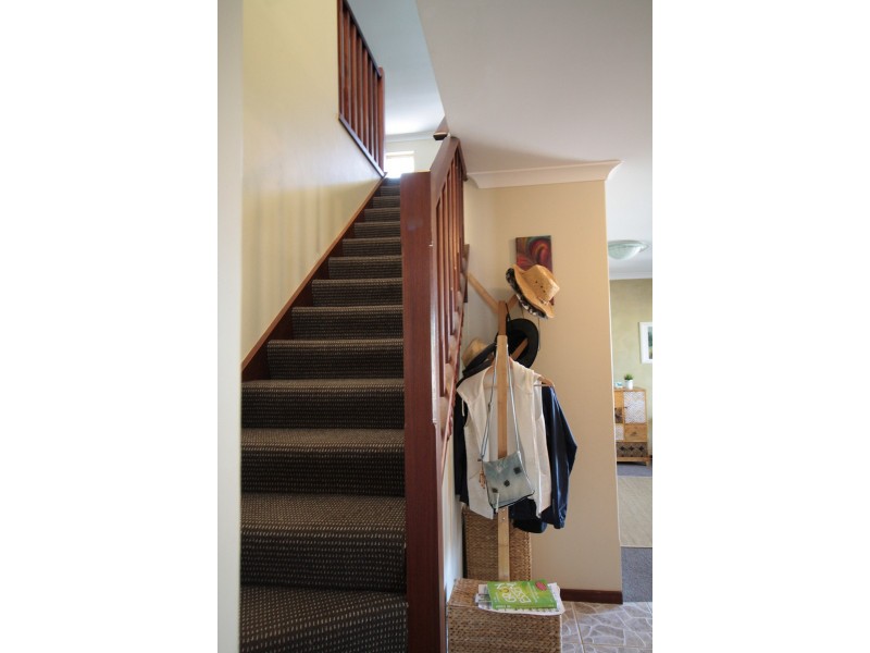 20 Cambrian Mall, Alexander Heights WA 6064