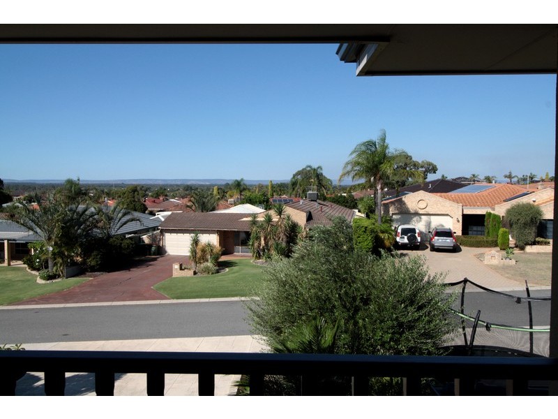 20 Cambrian Mall, Alexander Heights WA 6064