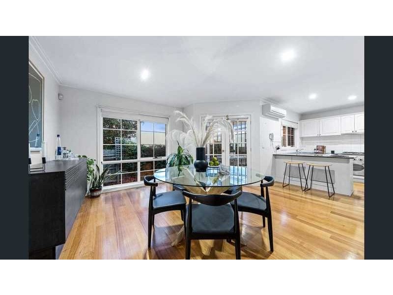 2/27 Jordan Grove, Glen Waverley VIC 3150
