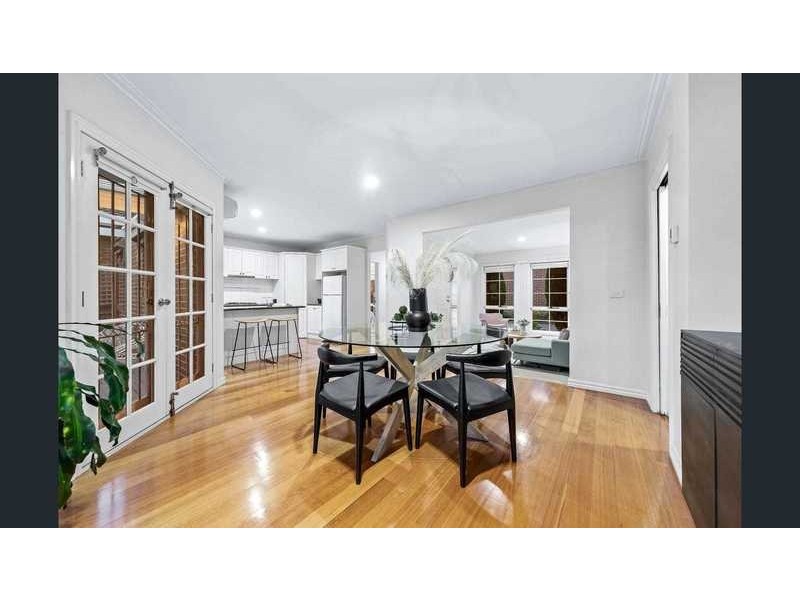 2/27 Jordan Grove, Glen Waverley VIC 3150
