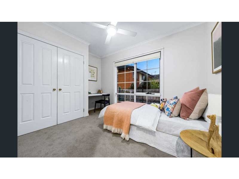 2/27 Jordan Grove, Glen Waverley VIC 3150
