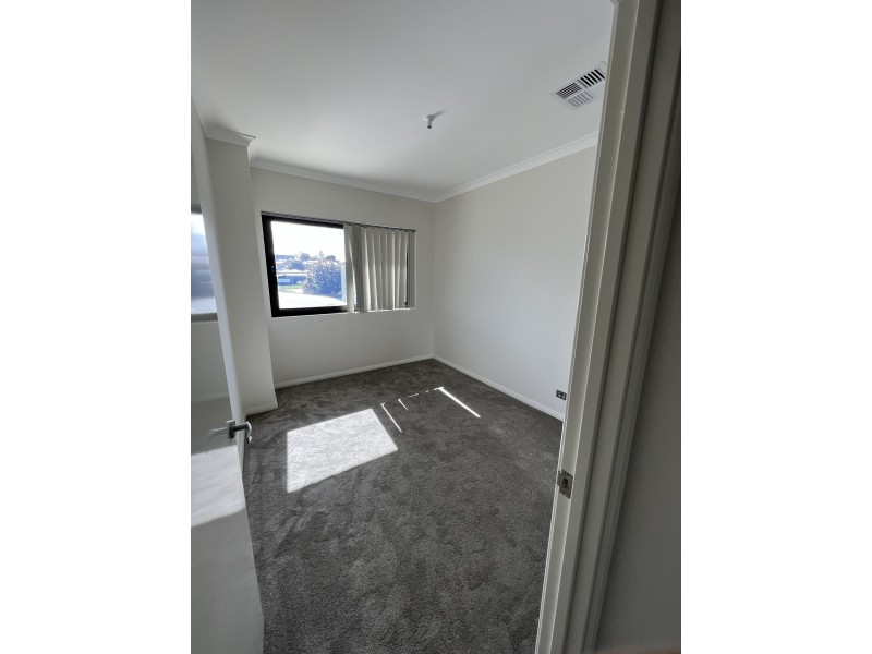 B/70 Annie Street, Beaconsfield WA 6162