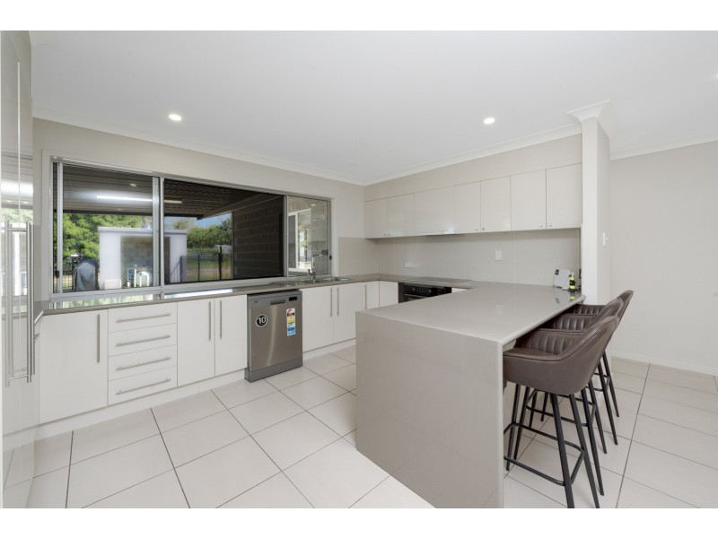 21 Darley Road, Bluewater QLD 4818