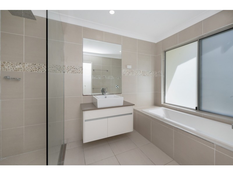 21 Darley Road, Bluewater QLD 4818