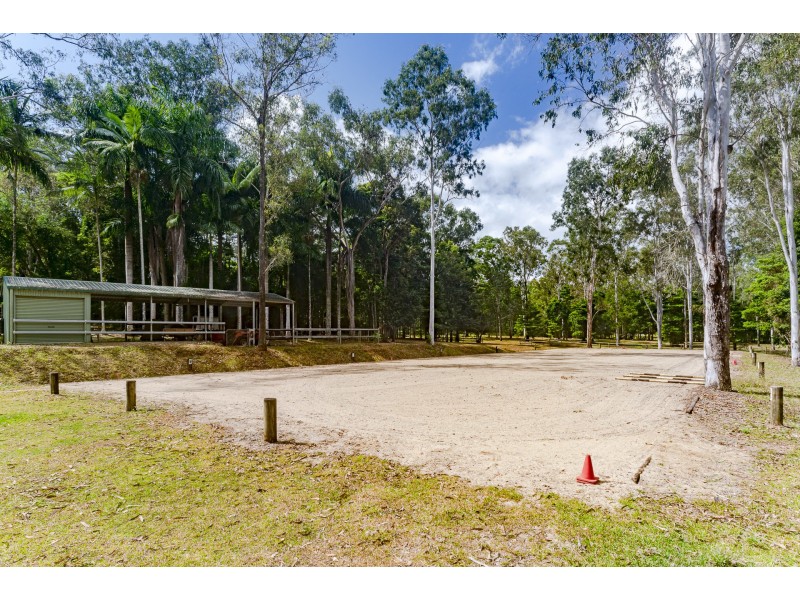 77 Veivers Drive, Speewah QLD 4881