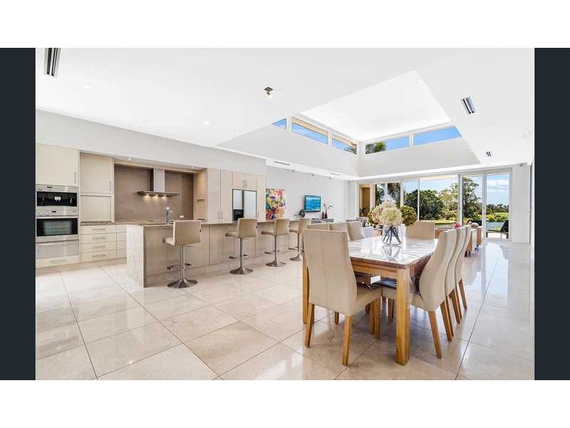 4839 The Parkway, Hope Island QLD 4212