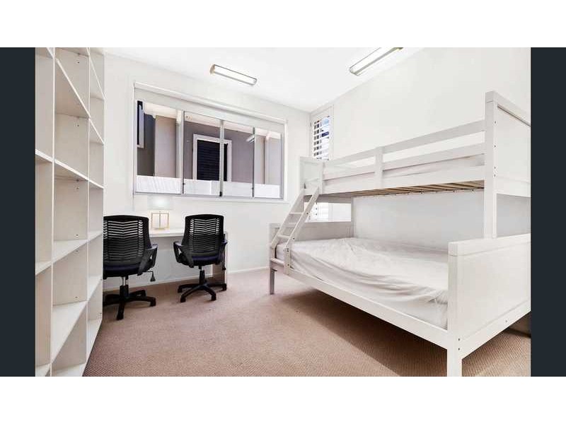 4839 The Parkway, Hope Island QLD 4212