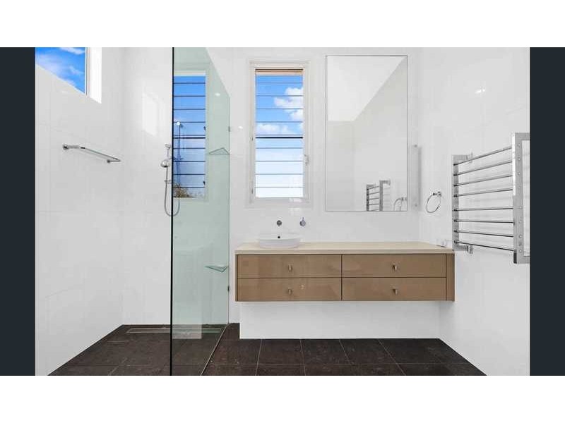 4839 The Parkway, Hope Island QLD 4212