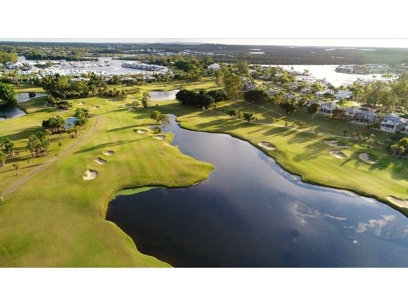 4839 The Parkway, Hope Island QLD 4212