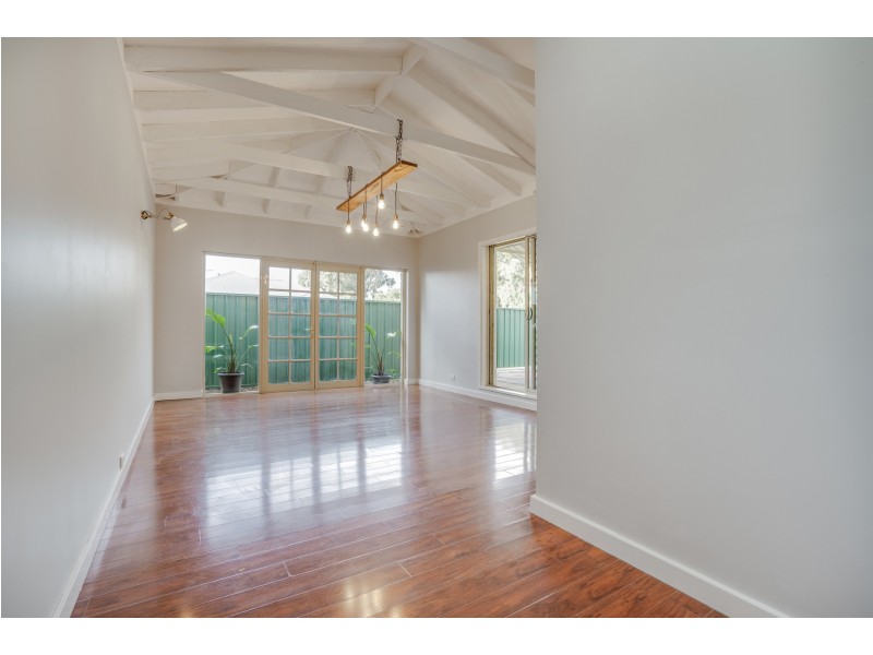 15b Appledore Street, Beckenham WA 6107