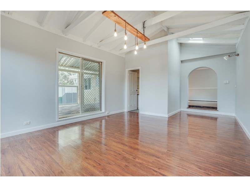 15b Appledore Street, Beckenham WA 6107