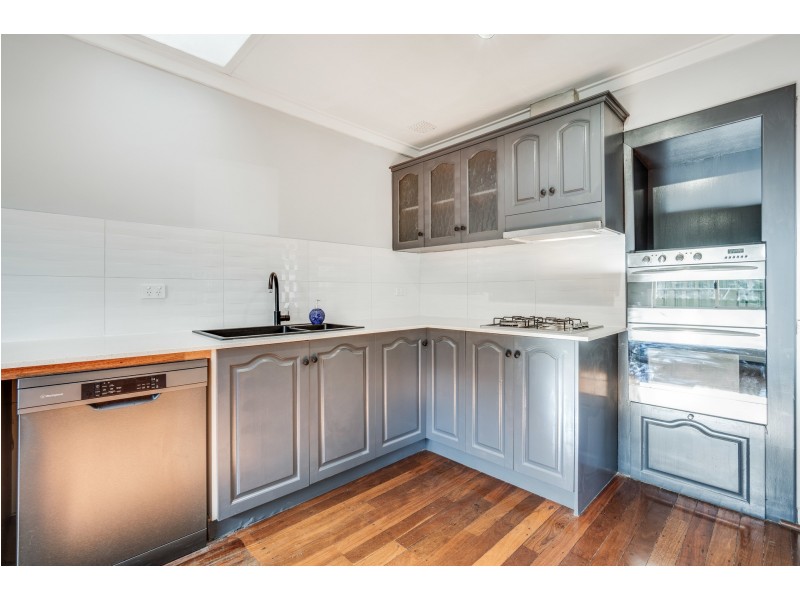 15b Appledore Street, Beckenham WA 6107