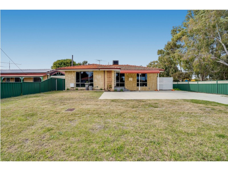 15b Appledore Street, Beckenham WA 6107